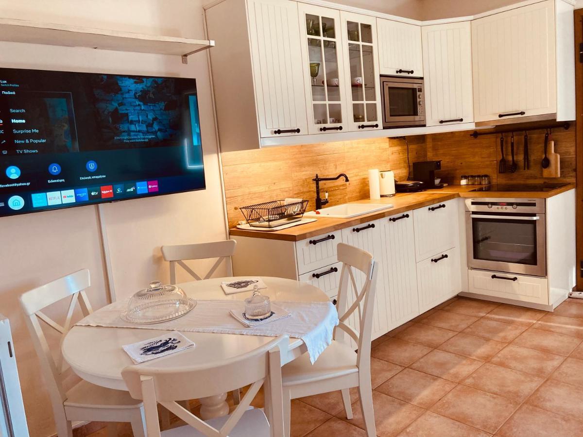 Lux House Next To The Airport Of Athens. Transport 24H Villa Artemida  Bagian luar foto