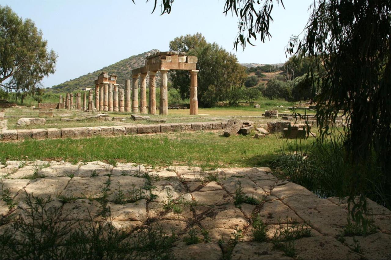 Lux House Next To The Airport Of Athens. Transport 24H Villa Artemida  Bagian luar foto
